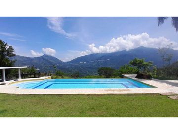 VENTA DE FINCA EN VENECIA SUROESTE ANTIOQUEÑO