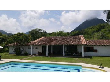VENTA DE FINCA EN VENECIA SUROESTE ANTIOQUEÑO