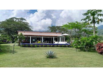 VENTA DE FINCA, TARSO SUROESTE ANTIOQUEÑO. U C