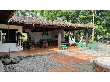 VENTA DE FINCA, FREDONIA SUROESTE ANTIOQUEÑO.