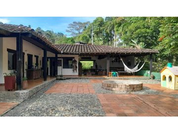 VENTA DE FINCA, FREDONIA SUROESTE ANTIOQUEÑO.