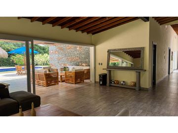 VENTA DE FINCA EN TARSO , SUROESTE DE ANTIOQUIA