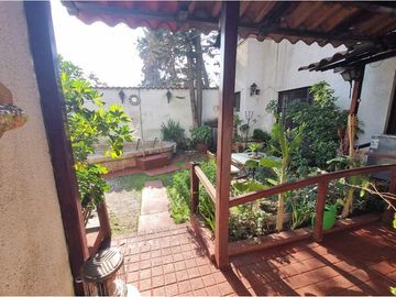 CASA CON ENCANTO