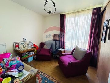 Casa con Amplio Terreno y Excelente Ubicación