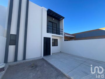 Casa nueva en venta, en Rancho San Miguel, Durango: 3 recámaras, 2.5 baños, cochera