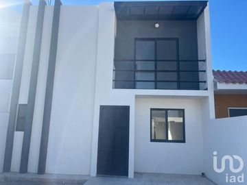 Casa nueva en venta, en Rancho San Miguel, Durango: 3 recámaras, 2.5 baños, cochera