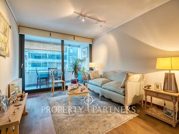 Moderno y amplio departamento de 1D 1B en sector residencial, Av. Las Condes