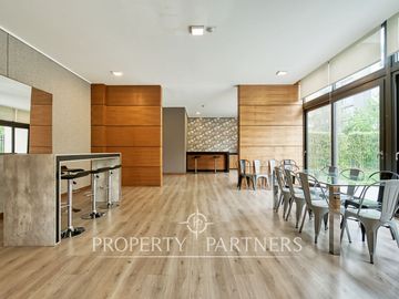 Moderno y amplio departamento de 1D 1B en sector residencial, Av. Las Condes