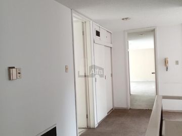 Se vende amplia casa de 4 recámaras en Cantil del Pedregal, Coyoacán