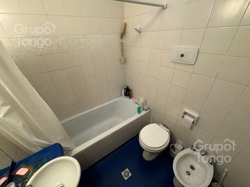 PH casa en venta Colegiales, 7 ambientes con terraza y patio por escalera