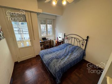 PH casa en venta Colegiales, 7 ambientes con terraza y patio por escalera