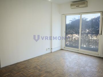 Departamento muy amplio en pleno Ramos Mejia