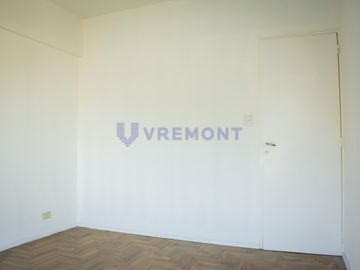 Departamento muy amplio en pleno Ramos Mejia
