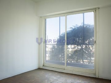 Departamento muy amplio en pleno Ramos Mejia