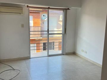 Espectacular duplex en Barrio Las Rosas, San Miguel.