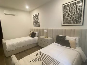 Departamento Amueblado  en Venta en Nymphe Towers