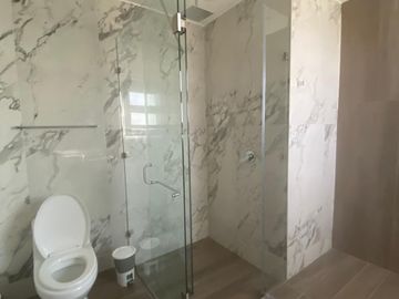Departamento Amueblado  en Venta en Nymphe Towers