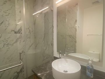 Departamento Amueblado  en Venta en Nymphe Towers