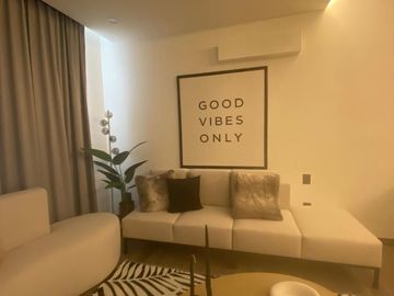 Departamento Amueblado  en Venta en Nymphe Towers