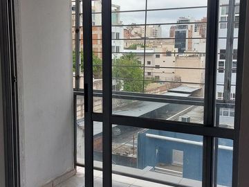 Cómodo depto 1 dorm B° Centro - Invertí seguro!!