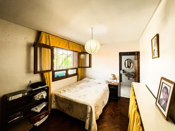 Casa en venta en Yerba Buena, Sarmiento al 1100