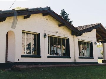 Casa en venta en Yerba Buena, Sarmiento al 1100