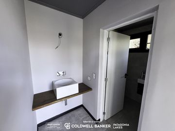 VENTA Departamento 2 amb 78m2 balcon Premium ubicado en el barrio El Mercado, Villa La Angostura