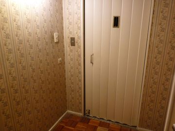 Vende departamento con habitación de servicio, baulera y guardacoche, Recoleta.