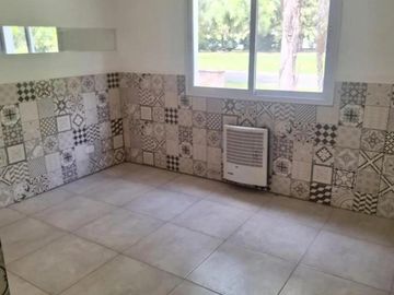 Casa en venta - 3 Dormitorios 3 Baños - Benavidez
