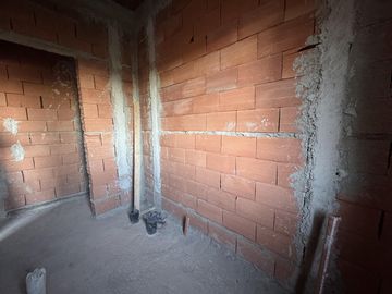 CASA EN VENTA EN B° LOS CEDROS III, PLOTTIER