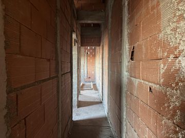 CASA EN VENTA EN B° LOS CEDROS III, PLOTTIER