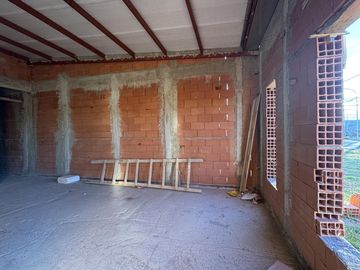 CASA EN VENTA EN B° LOS CEDROS III, PLOTTIER