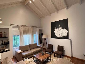Casa en venta Quintas de Italia 1 4 dormitorios 2500m2