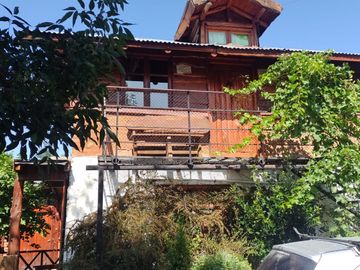 COMPLEJO TURÍSTICO EN FUNCIONAMIENTO EN EL HOYO, CHUBUT