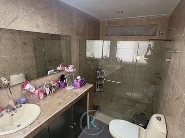 CASA EN VENTA EN CIUDAD DEL CARMEN, CAMPECHE.