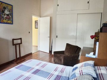 ¡Como Nueva! Casa con Jardín Privado en Zona Esmeralda