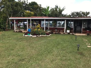 Venta De Casa Campestre En El Cumbre, Valle Del Cauca