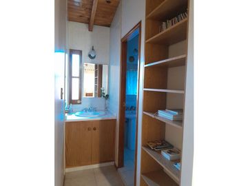 REALTYPLUS VENDE EXCELENTE CASA EN 6° SECCIÓN, CIUDAD,MZA
