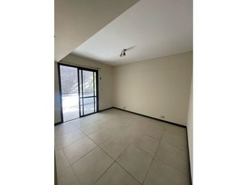 RealtyPlus Vende Departamento en Av San Martin