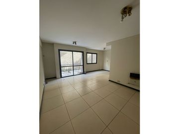 RealtyPlus Vende Departamento en Av San Martin