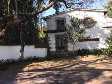 SE VENDE AL NORTE, COL. RANCHO CORTES, CUERNAVACA, MOR.