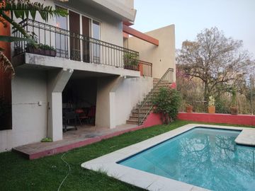 CASA EN RENTA AMUEBLADA CERCA DE AV. COMPOSITORES