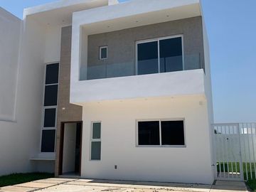 CASA EN VENTA EN FRACCIONAMIENTO LOMAS DE LA RIOJA, RIVIERA VERACRUZANA, ALVARADO, VERACRUZ