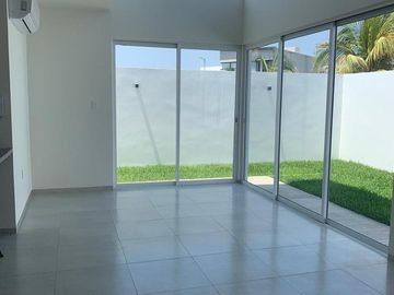CASA EN VENTA EN FRACCIONAMIENTO LOMAS DE LA RIOJA, RIVIERA VERACRUZANA, ALVARADO, VERACRUZ