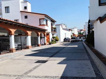 CASA EN VENTA CALACOAYA, HERMOSOS ACABADOS, EXCLUSIVO CONDOMINIO
