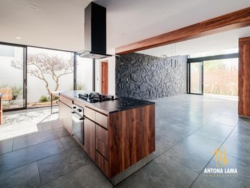 Casa en venta el Parque Foresta, con recrámara en planta baja