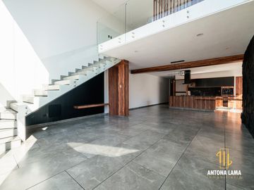 Casa en venta el Parque Foresta, con recrámara en planta baja