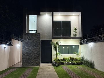 Casa en  venta en Pedregal de las Fuentes, Jiuetepec, Morelos