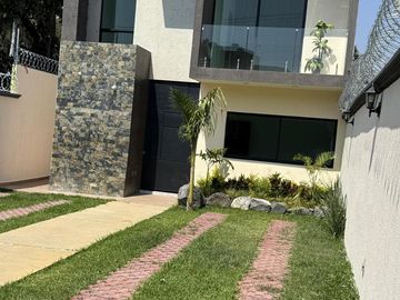 Casa en  venta en Pedregal de las Fuentes, Jiuetepec, Morelos