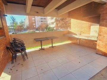 Comodo Departamento 3 dormitorios en San Eugenio, Ñuñoa